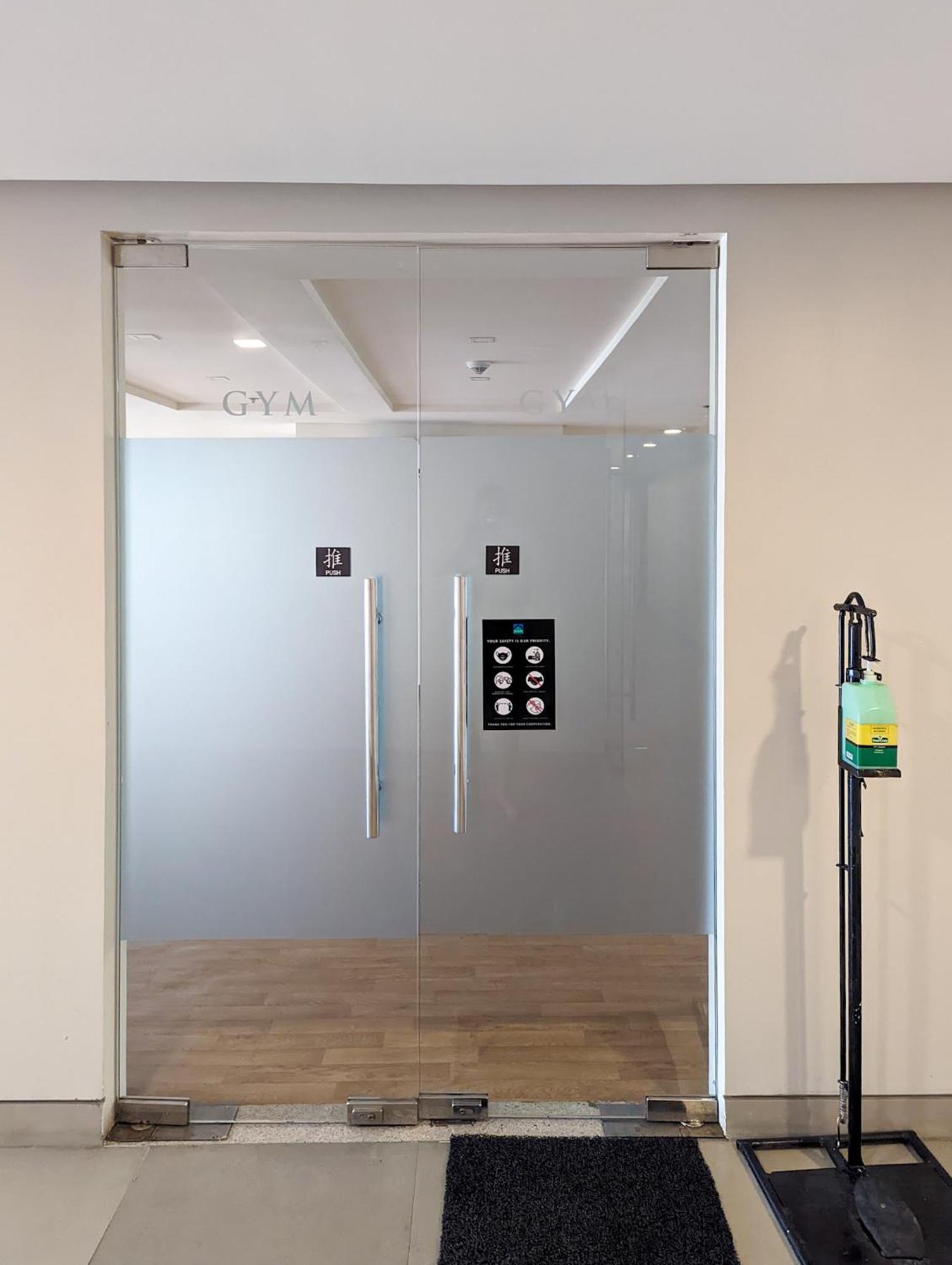 Studio Condo Naia Airport Terminal 3 Newport City Casino マニラ市 エクステリア 写真