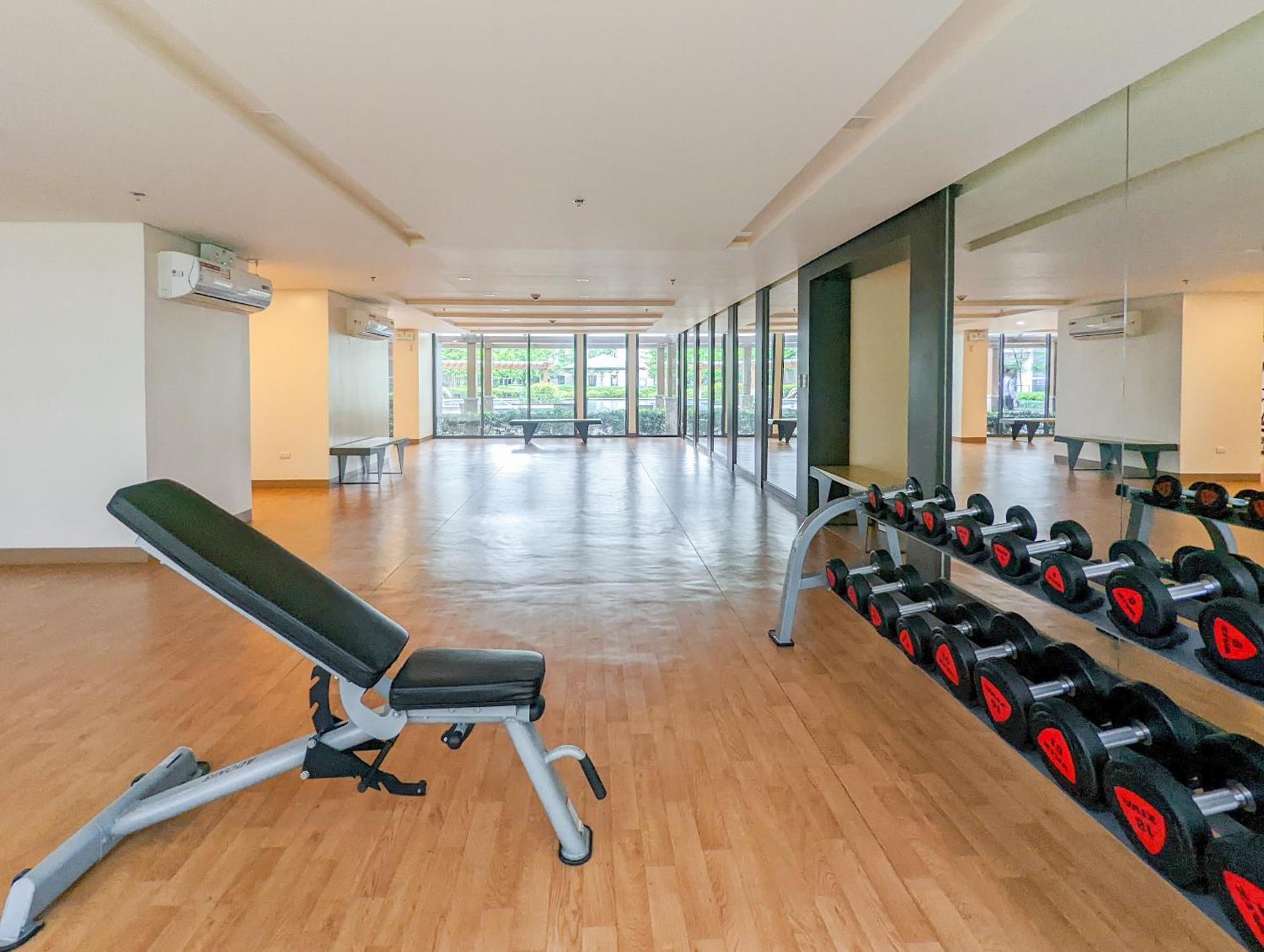 Studio Condo Naia Airport Terminal 3 Newport City Casino マニラ市 エクステリア 写真